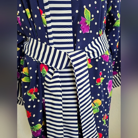 Victoria’s Secret Vintage Kimono Robe Gold Tag Floral Purple Red Blue One Size🌸 - Picture 3 of 10